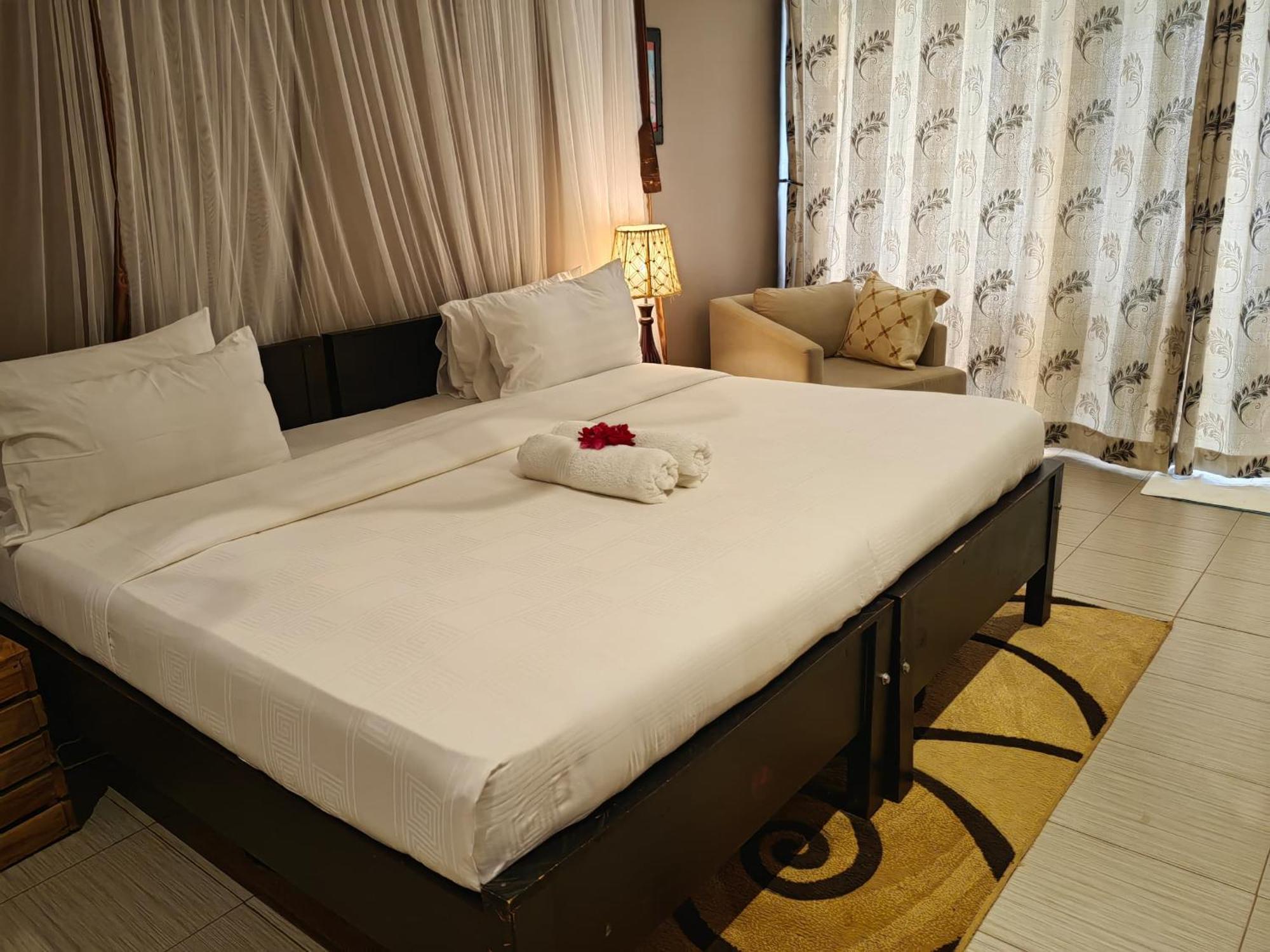 Living Waters Resort Jinja Bagian luar foto